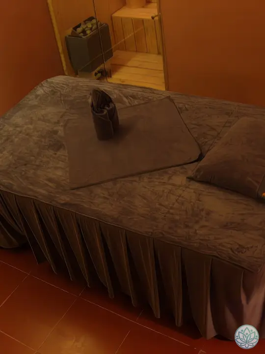 위에서 바라본 마사지 베드