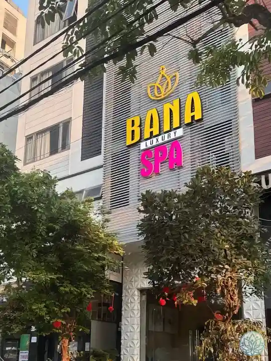 바나 럭셔리 스파 건물 외관