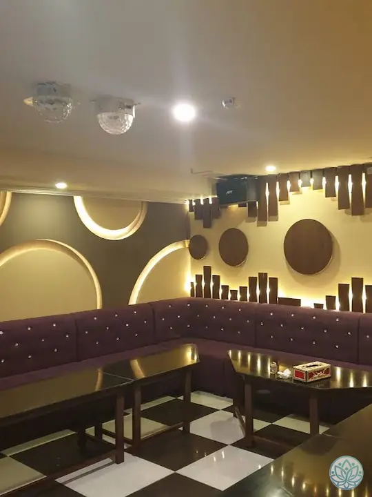 골든 룸 인테리어