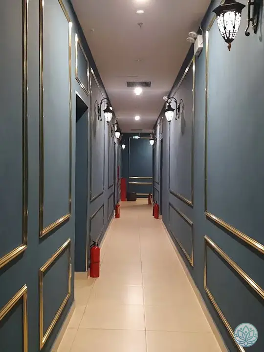 BMW 가라오케 복도