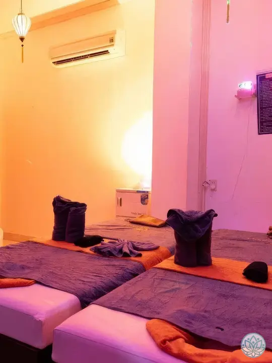 깔끔한 트윈 베드