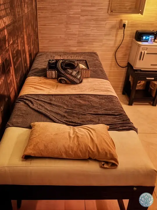 정돈된 단독 베드