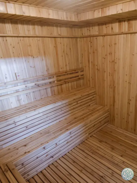 목조 사우나