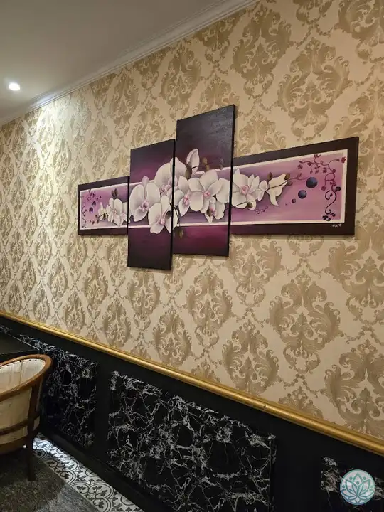 룸 내 벽면 장식