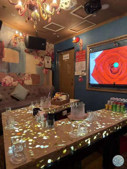 노래방 룸 실내 전경