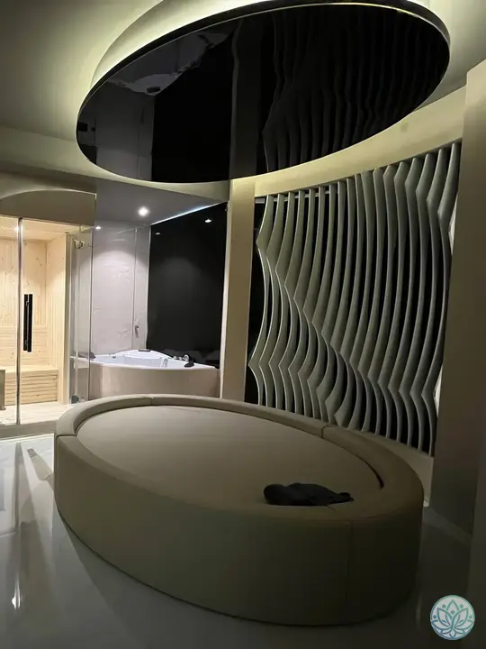 1개의 원형 베드가 있는 룸