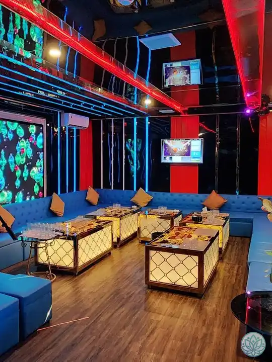 강렬한 인상이 돋보이는 인테리어