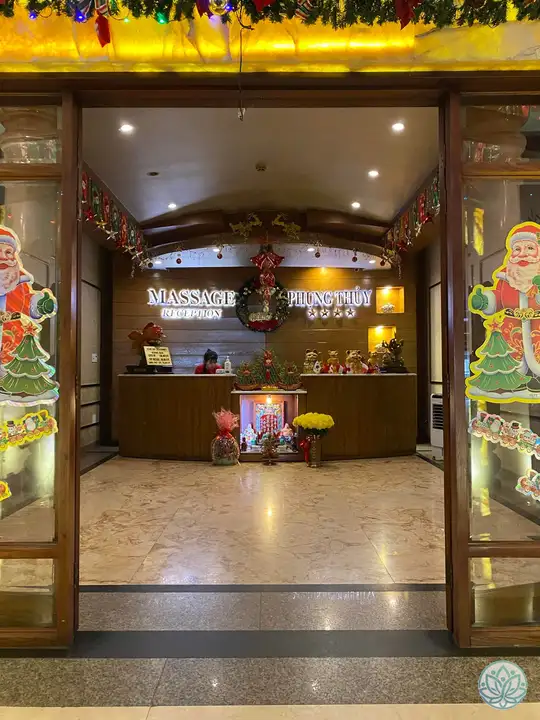 풍투이의 입구와 안내 데스크