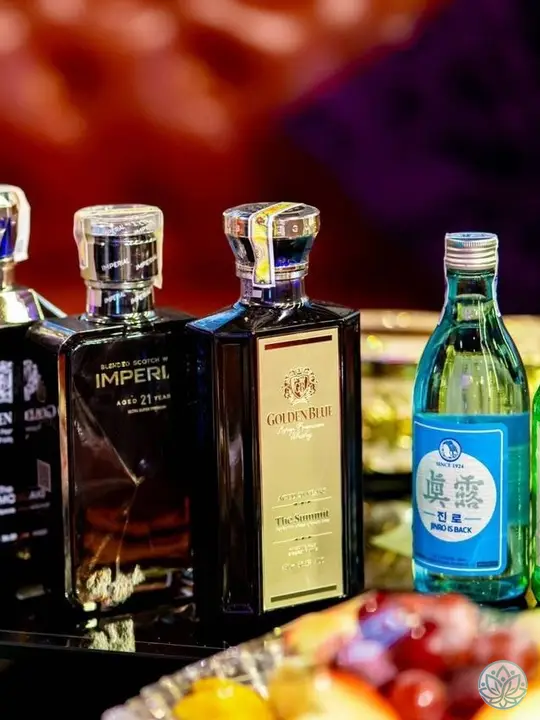 양주와 소주 클로즈업