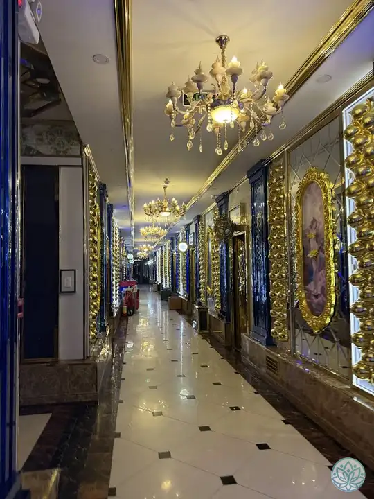 황금 복도 전경